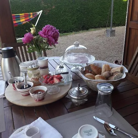 Bed & Breakfast Domaine Gilles Coperet- Artisan-vigneron- D'hotes Les Glycines - Régnié