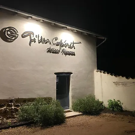 Bed & Breakfast Domaine Gilles Coperet- Artisan-vigneron- D'hotes Les Glycines -